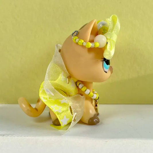 Tenue LPS jaune or et blanche