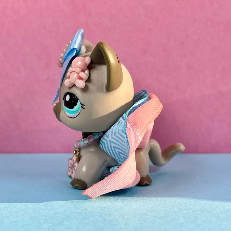 LPS light blue and pink outfit
