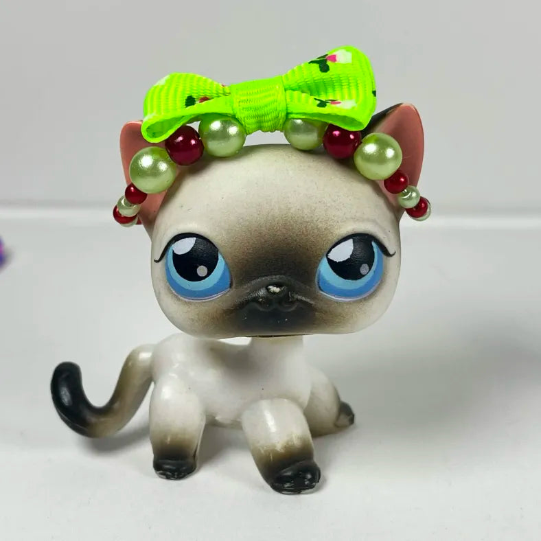Red and green LPS crown