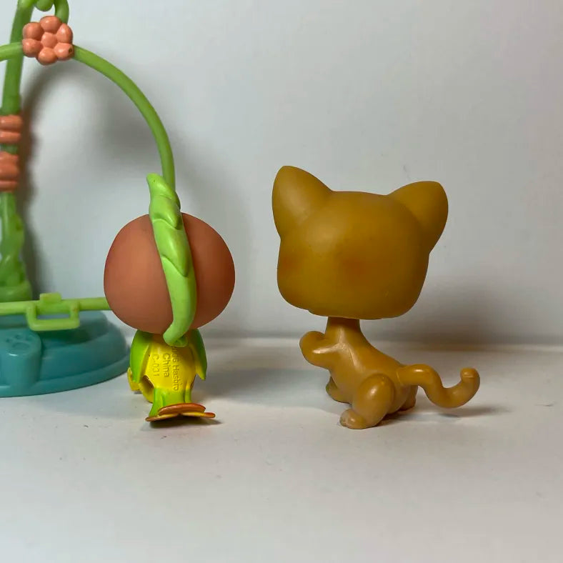Littlest Petshop Tiger #205 Figurine