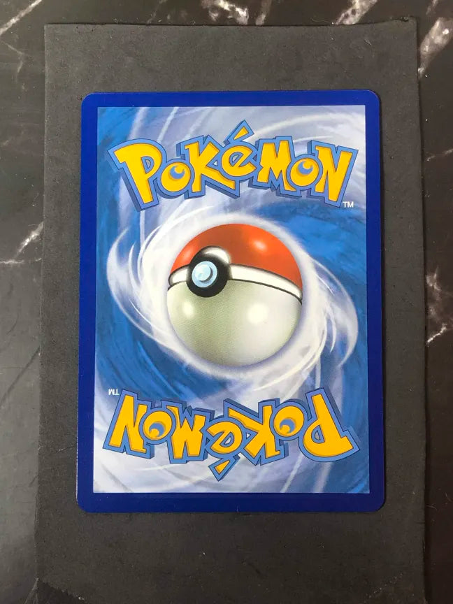 Carte Pokémon Pyrobut V Poing de Fusion