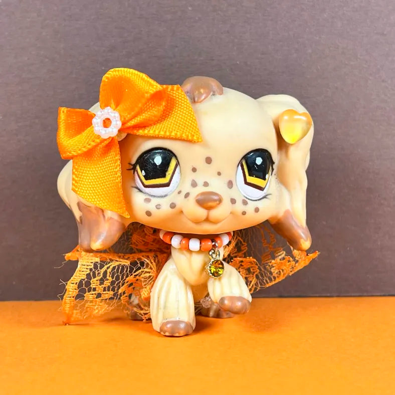 Orange LPS outfit