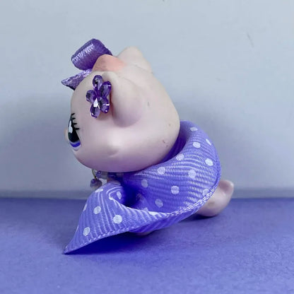 Lilac and white LPS outfit