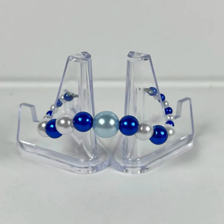 Blue and white LPS crown