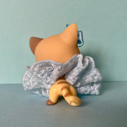 LPS light blue and white outfit