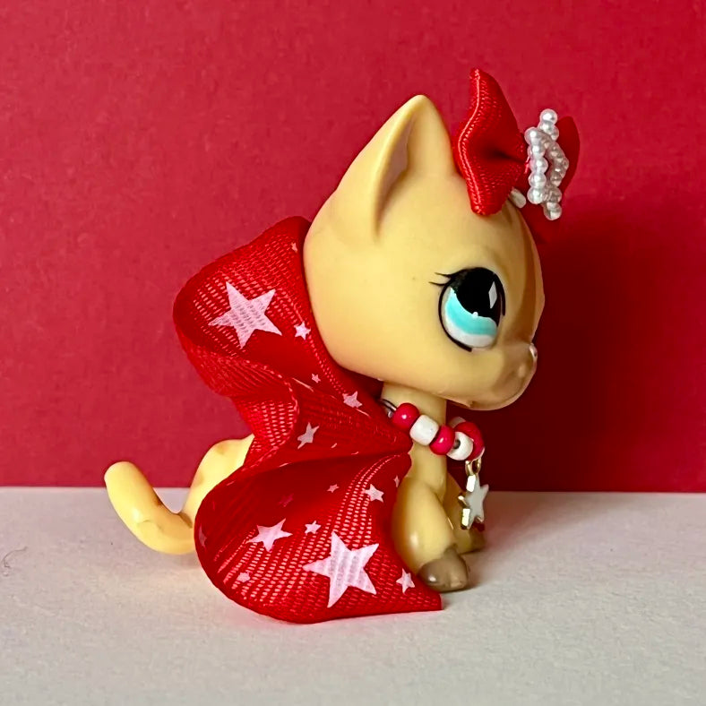 Red and white LPS outfit